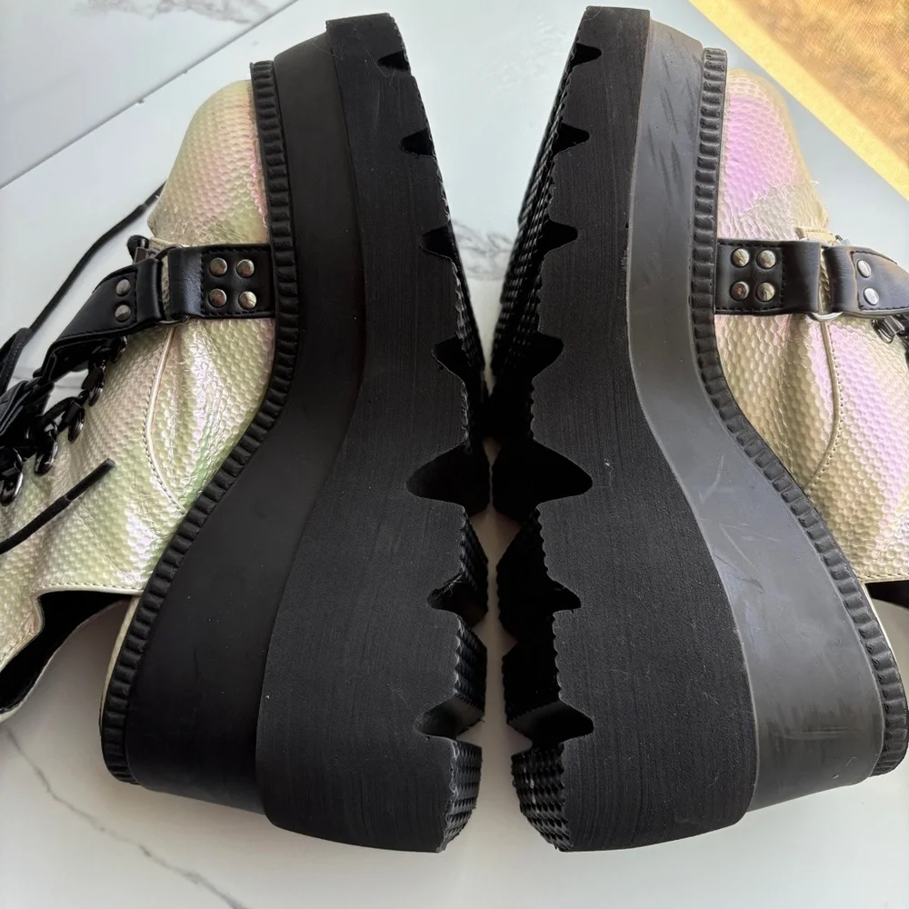 Demonia sz 7.5 Cutout Heel Shaker 56 Boot iridescent scale vegan leather upper
